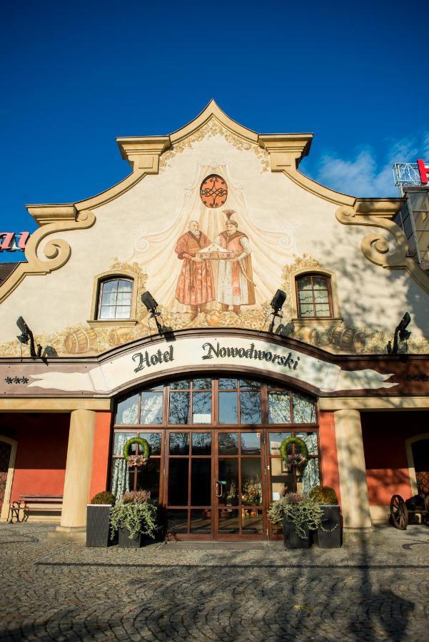 Hotel Nowodworski Legnica Exterior photo